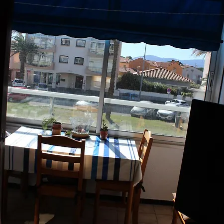 T1 Avec Parking Proche Plage Et Commerces - 4alb22 * Saint-Cyprien (Pyrenees-Orientales)